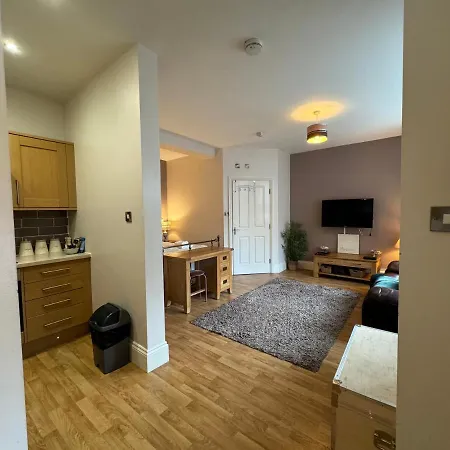 The Emerald Suite, Apartment