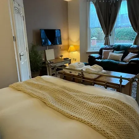 דירה The Emerald Suite, *